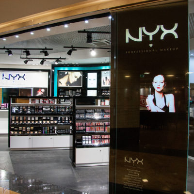 Drugstore vs Prestige Cosmetics – Which is Better?