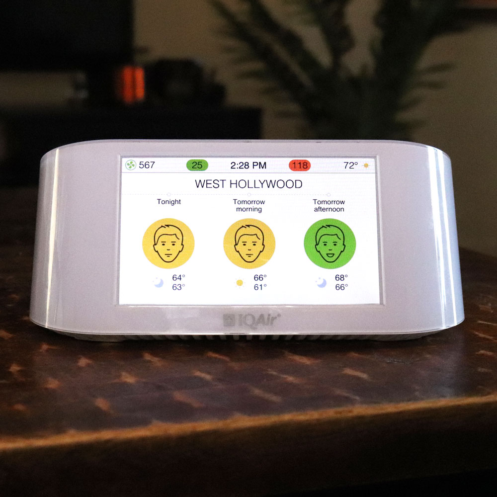 Air Visual Pro air quality monitor review