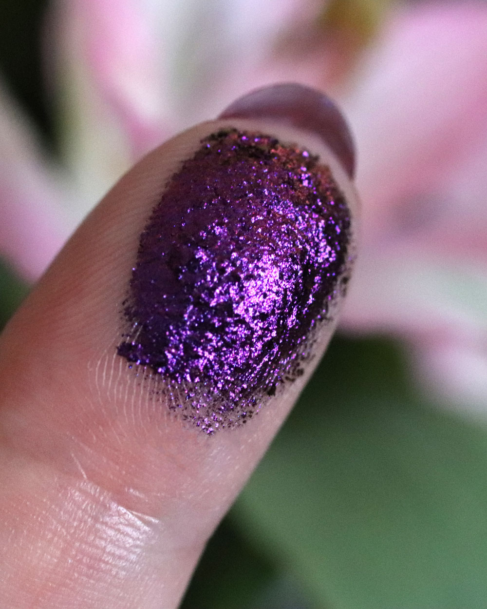 JD Glow Cosmetics Alot multichrome pressed foil eyeshadow