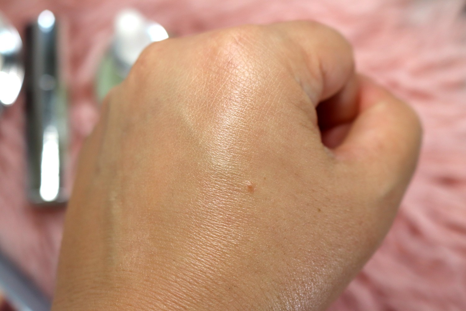 Becca Skin Love Glow Glaze Stick Swatch