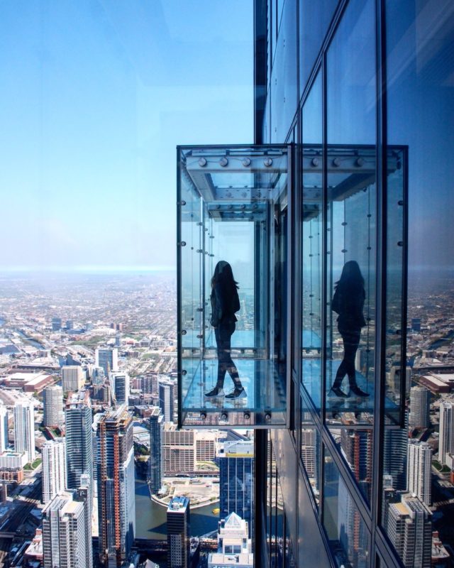 Top 4 Fun Things to do in Chicago - SkyDeck