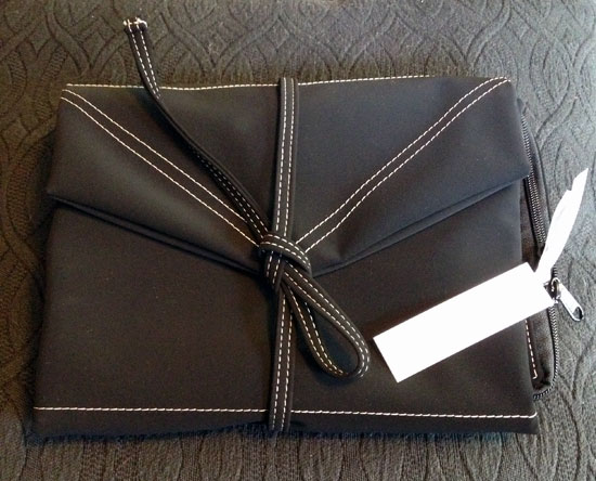 Hold Me Bag Review
