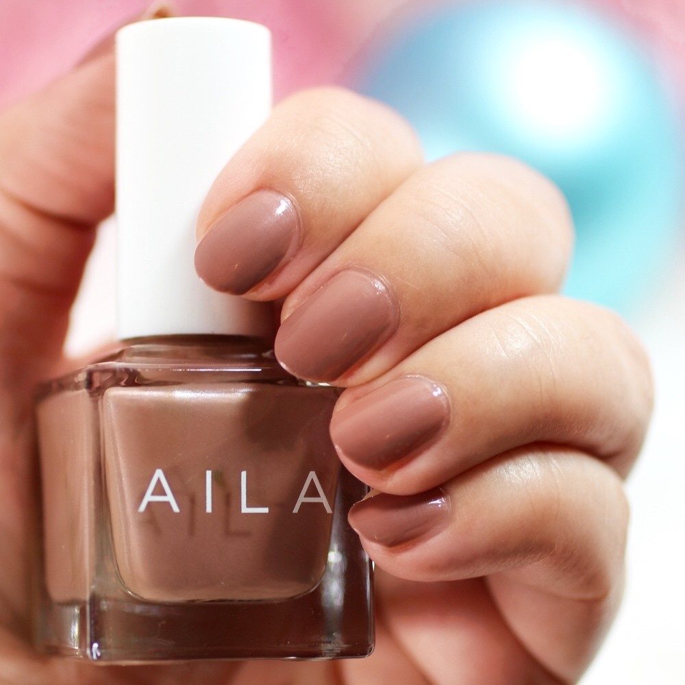 AILA Vegan Nail Polish in Namaste