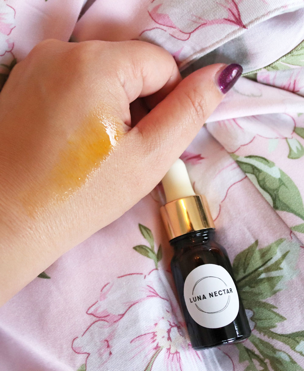 Luna Nectar Heliophilia Glow and Fix Serum Oil Review
