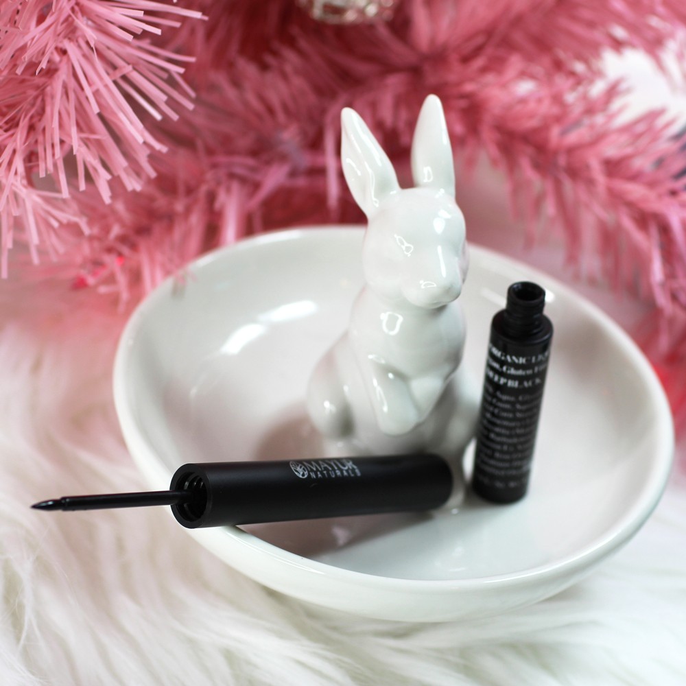 Mayur Naturals Cruelty Free and Vegan Felt Tip Liquid Eyeliner