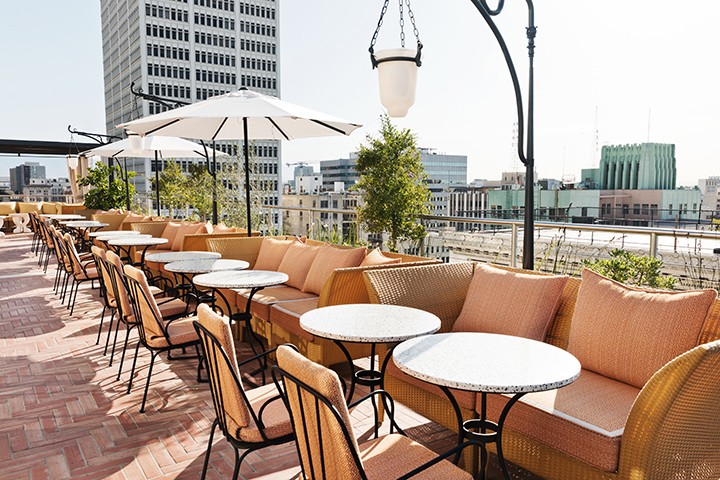 Best Rooftop Bars in Los Angeles - NoMad Rooftop Pool and Bar - Best rooftop bars in Los Angeles by travel blogger My Beauty Bunny
