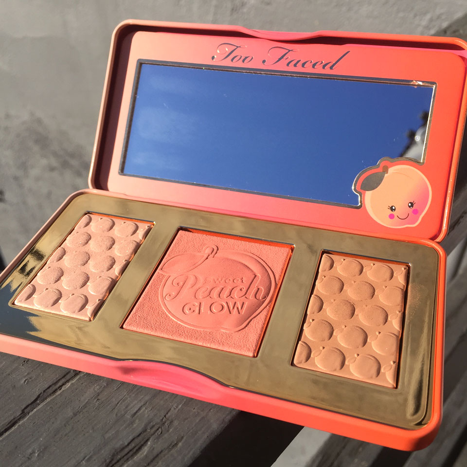 Too Faced Sweet Peach Glow