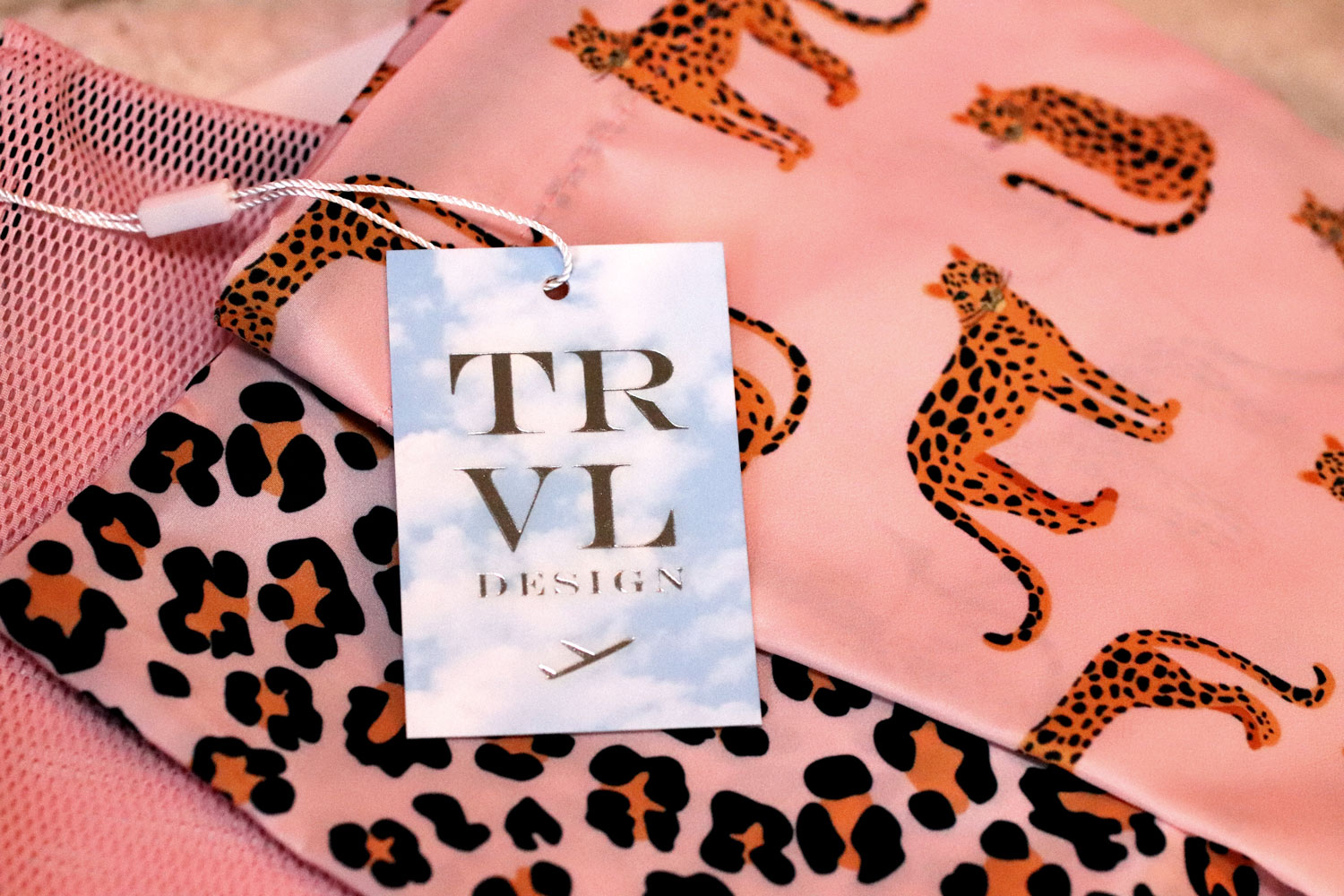 Woman Owned Holiday Gift Guide 2019 - TRVL Design drawstring travel bags