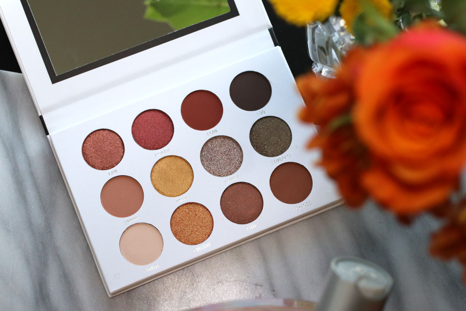 Giveaway - Vegan eyeshadow palette by Moira from The Vegan Warehouse 